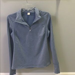 Quarter zip pull over